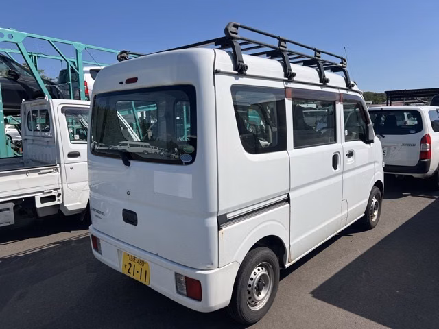 MITSUBISHI MINICAB