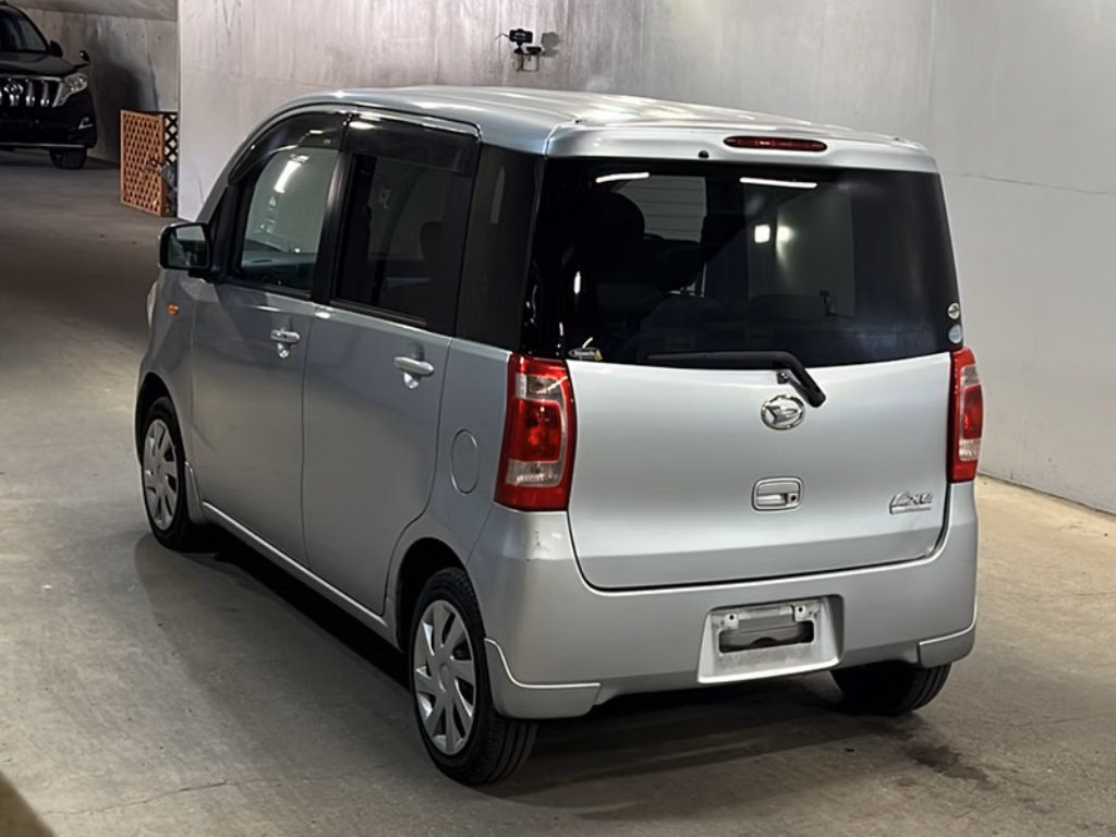 DAIHATSU TANTO EXE
