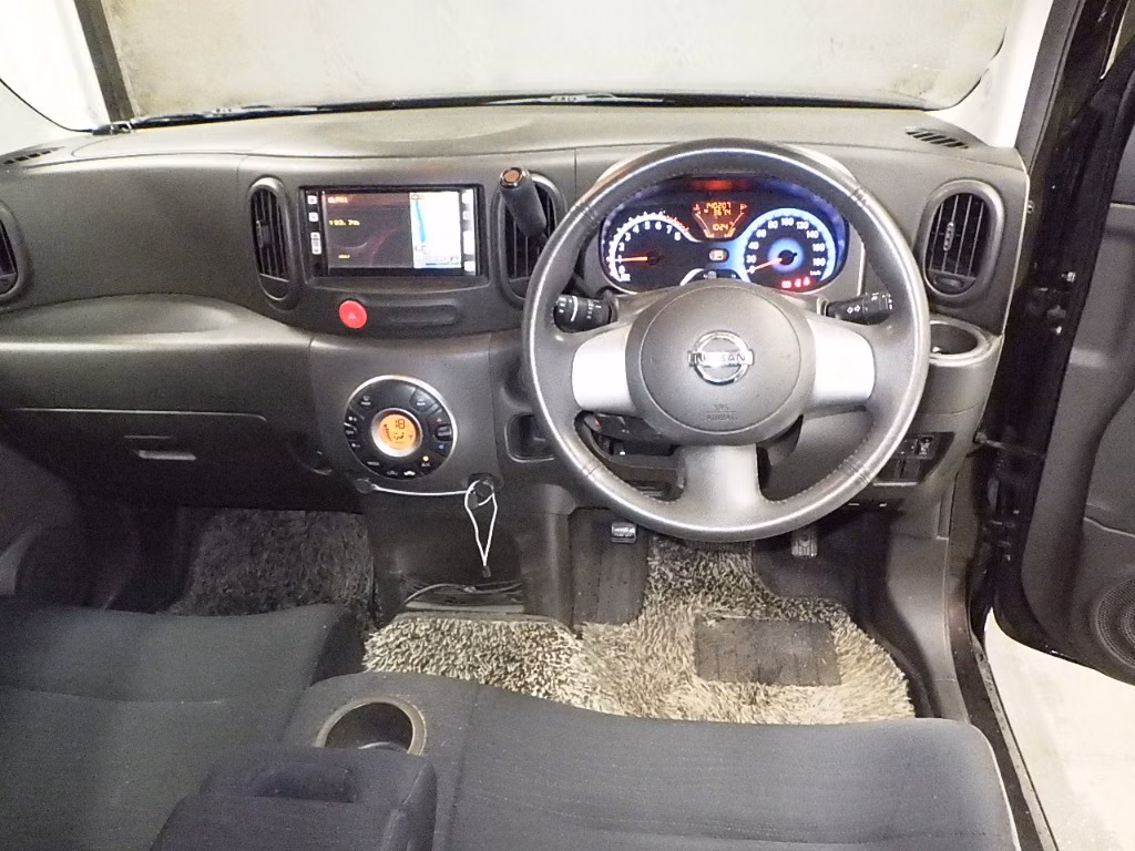 NISSAN CUBE