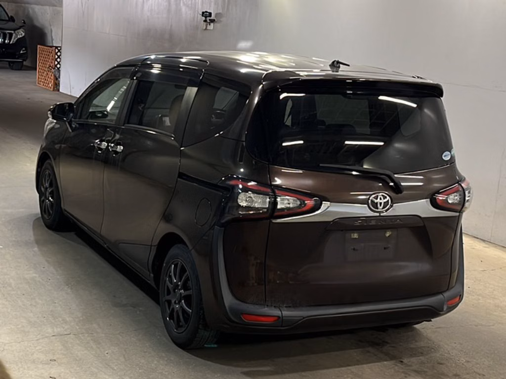 TOYOTA SIENTA