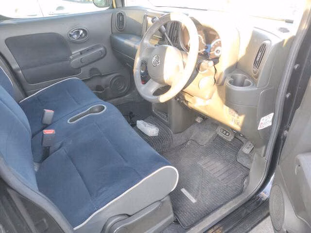 NISSAN CUBE