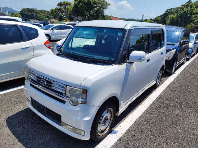 DAIHATSU MOVE CONTE
