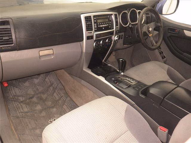 TOYOTA HILUX SURF