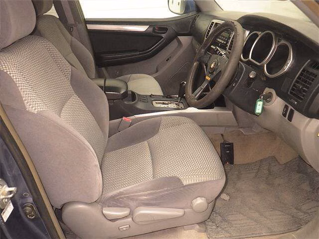 TOYOTA HILUX SURF