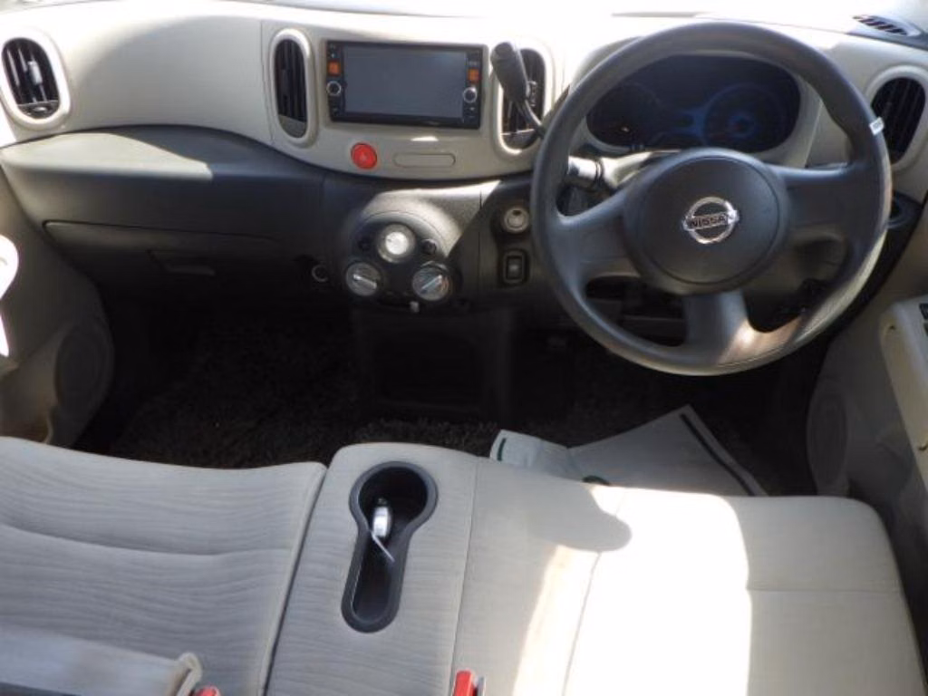 NISSAN CUBE