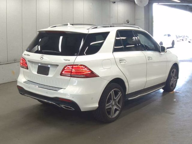 MERCEDES-BENZ M-CLASS