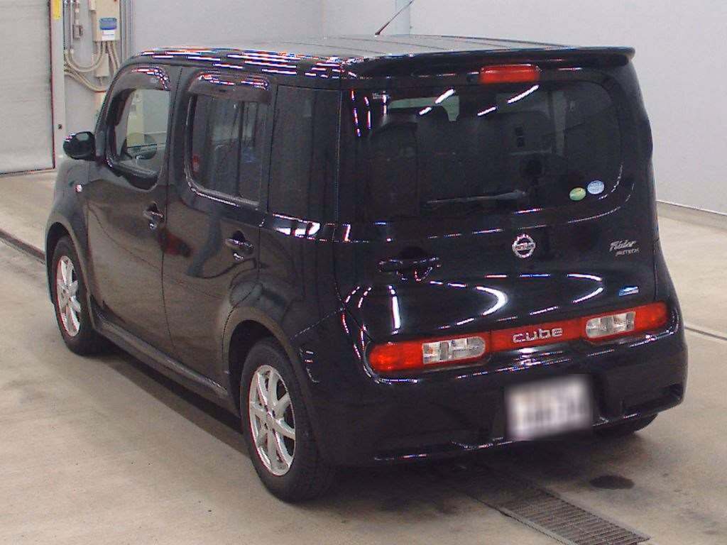 NISSAN CUBE