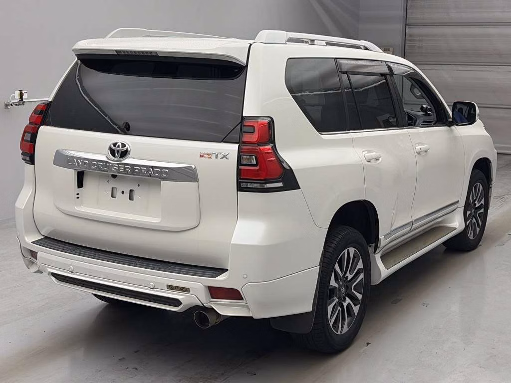 TOYOTA LAND CRUISER PRADO