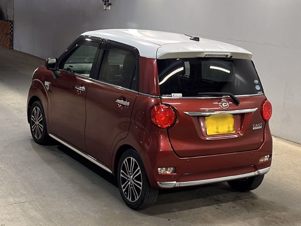DAIHATSU CAST