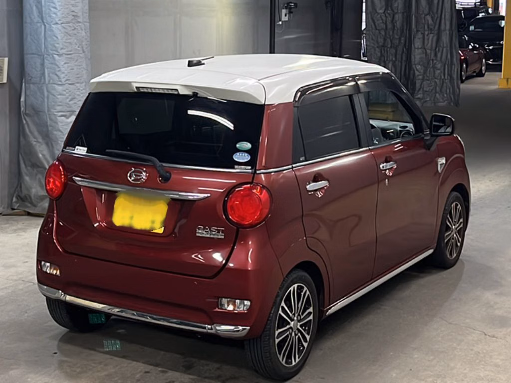 DAIHATSU CAST