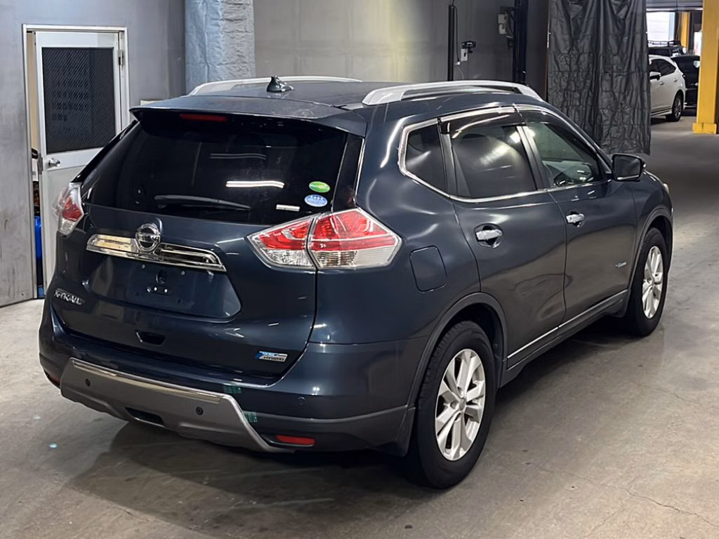 NISSAN X-TRAIL