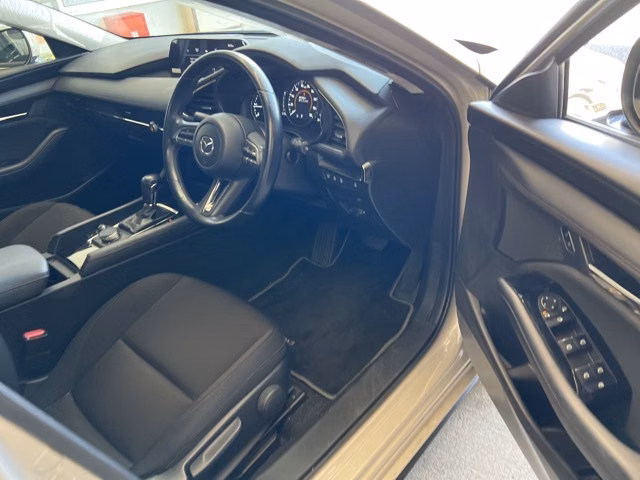 MAZDA MAZDA3