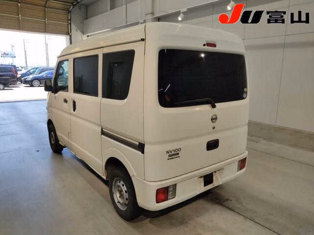NISSAN NV100 CLIPPER