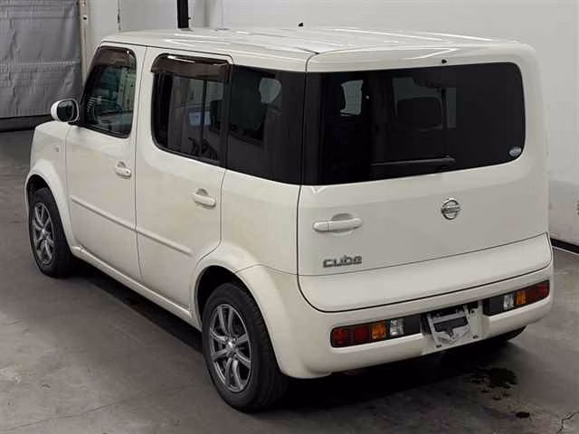 NISSAN CUBE
