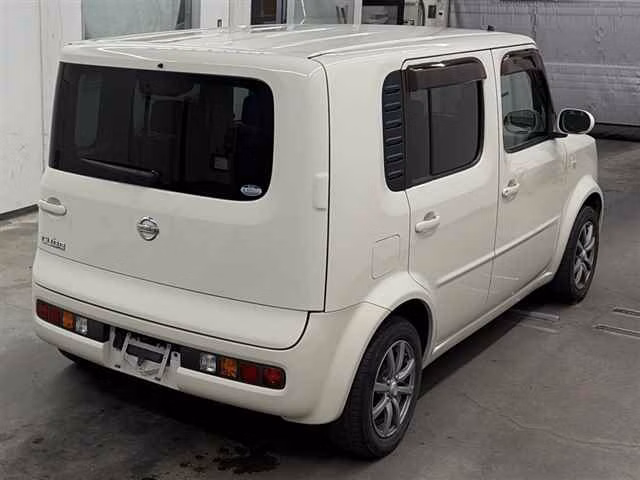 NISSAN CUBE