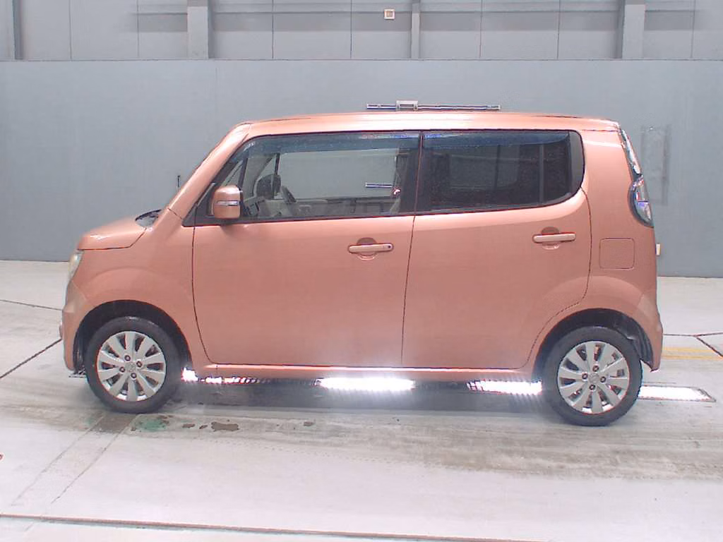 NISSAN MOCO