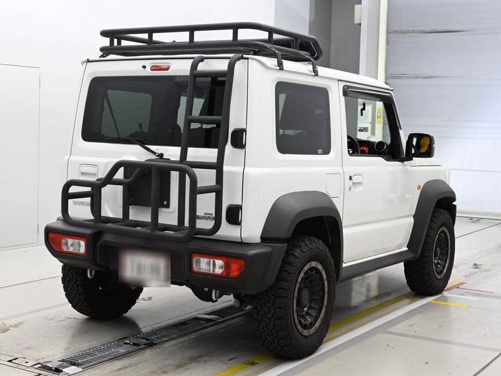 SUZUKI JIMNY SIERRA