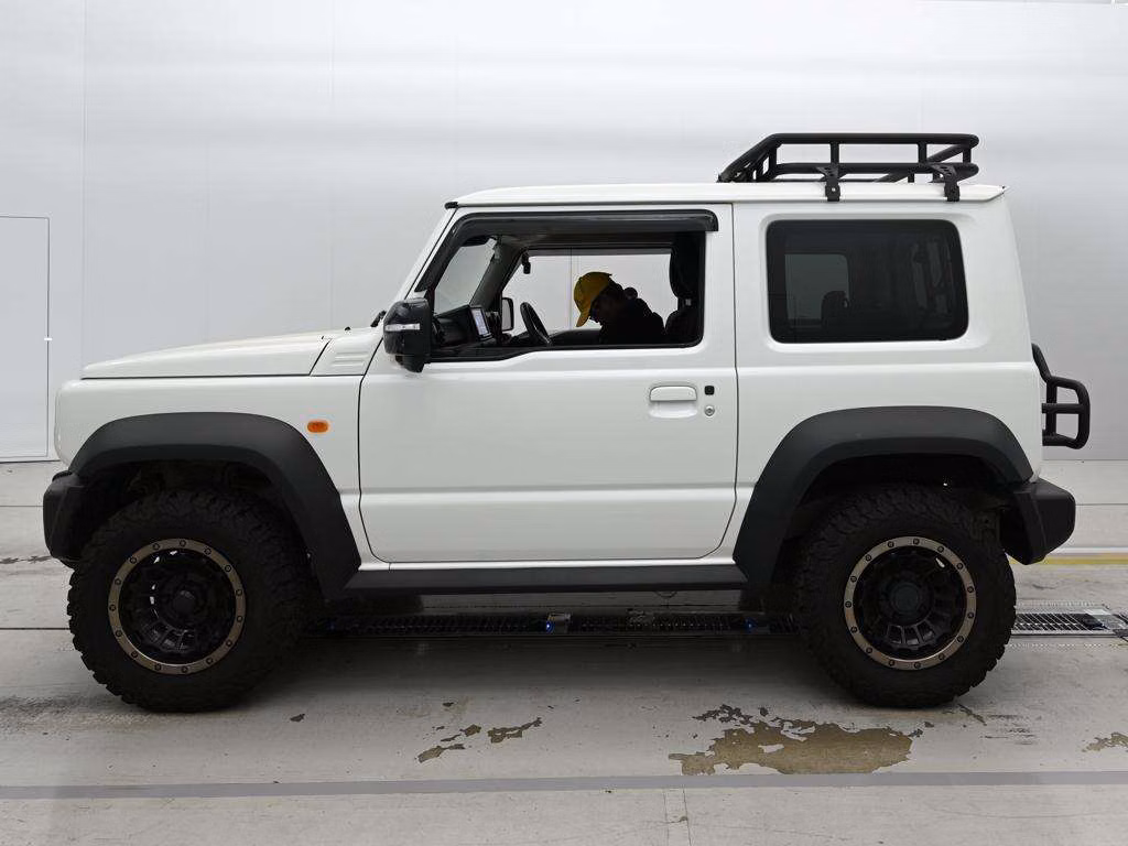 SUZUKI JIMNY SIERRA