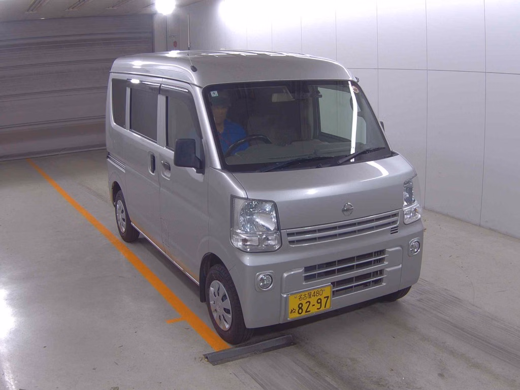 NISSAN NV100 CLIPPER