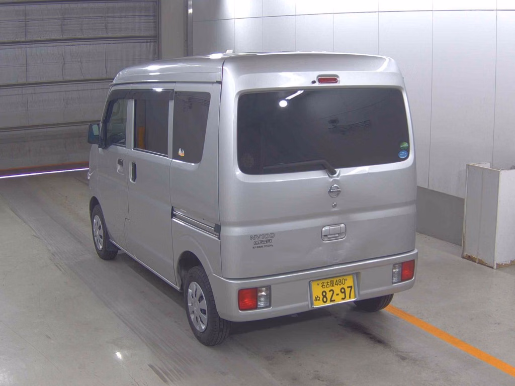 NISSAN NV100 CLIPPER