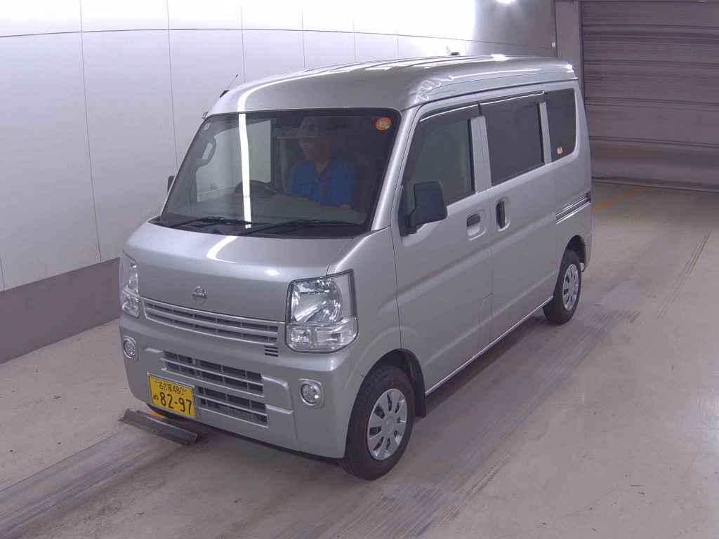 NISSAN NV100 CLIPPER