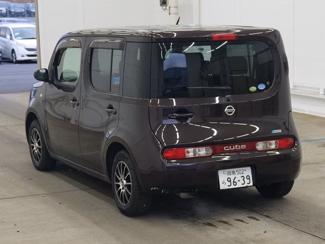 NISSAN CUBE