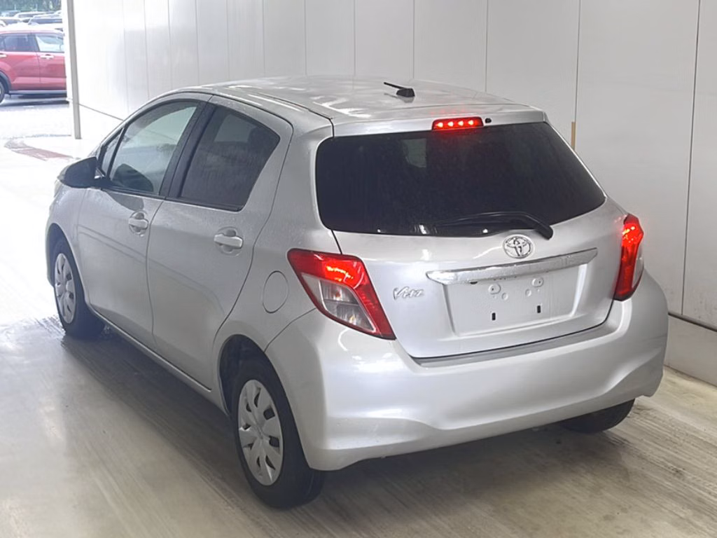 TOYOTA VITZ