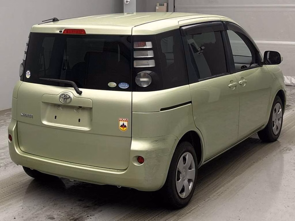 TOYOTA SIENTA