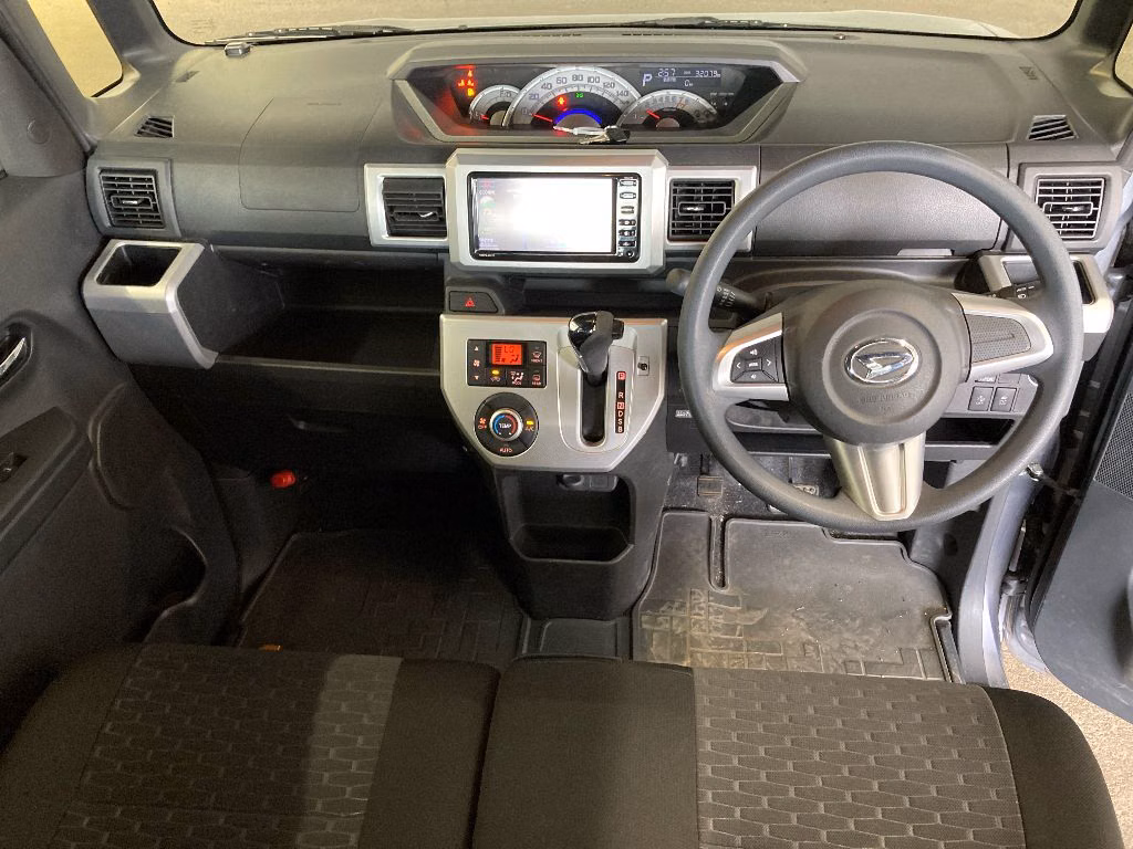 DAIHATSU WAKE