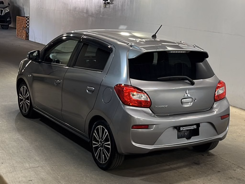 MITSUBISHI MIRAGE