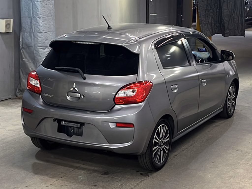 MITSUBISHI MIRAGE