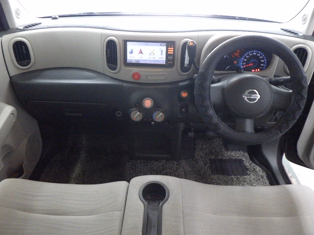 NISSAN CUBE