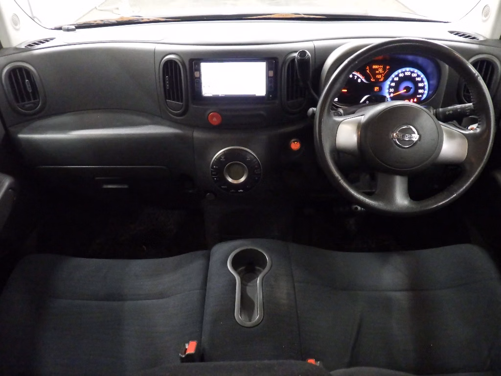 NISSAN CUBE