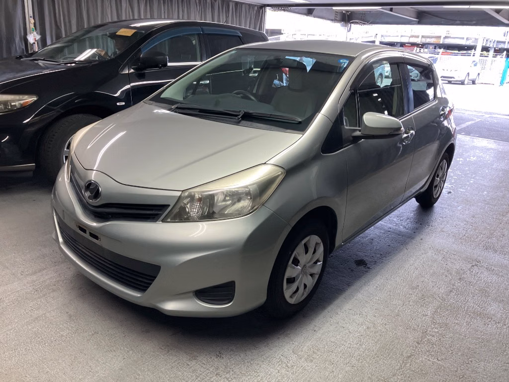 TOYOTA VITZ