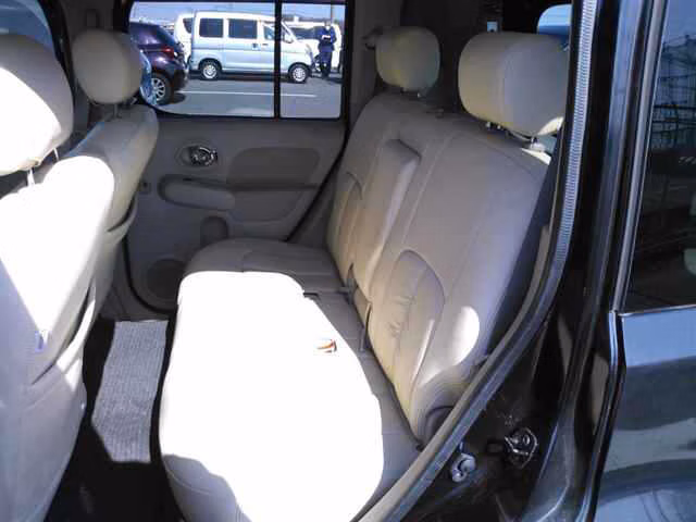 NISSAN CUBE