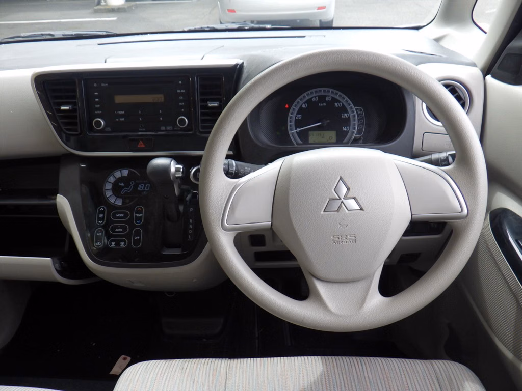 MITSUBISHI EK SPACE