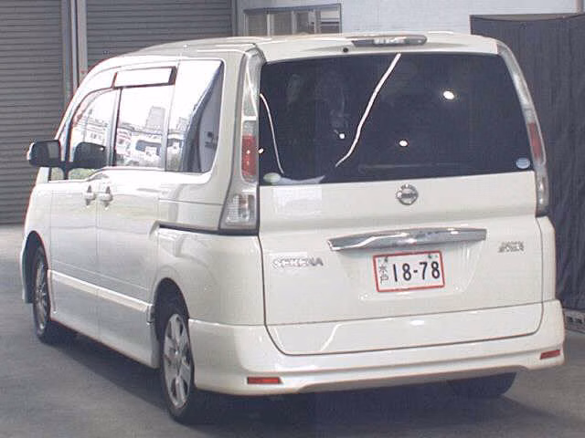 NISSAN SERENA