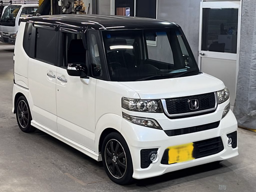 HONDA N-BOX