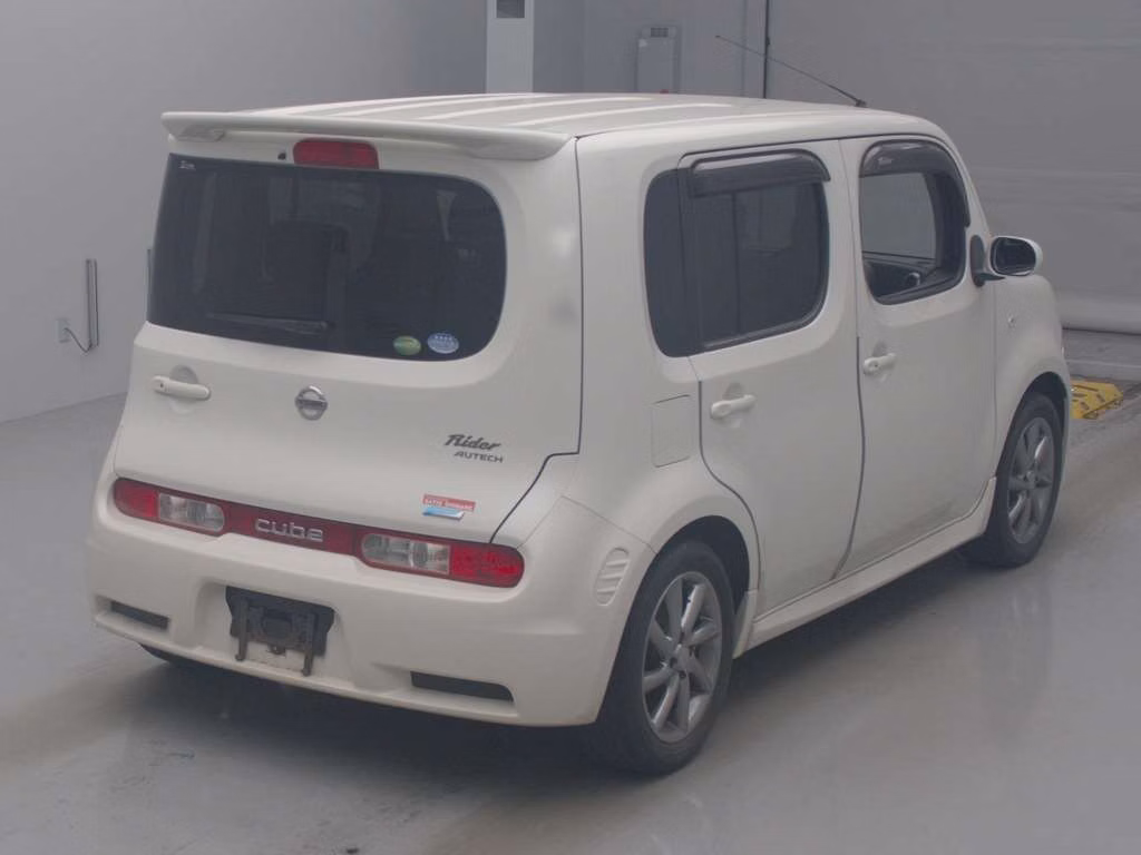 NISSAN CUBE