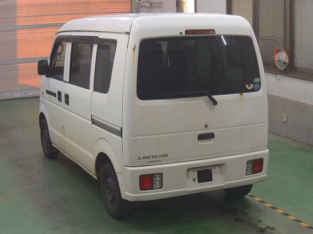 MITSUBISHI MINICAB