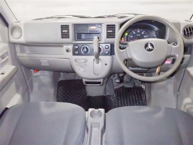 MITSUBISHI MINICAB