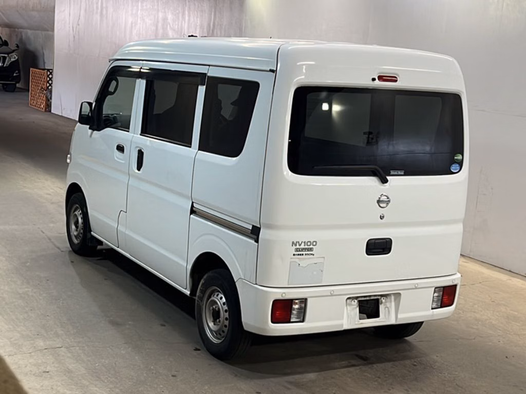 NISSAN NV100 CLIPPER
