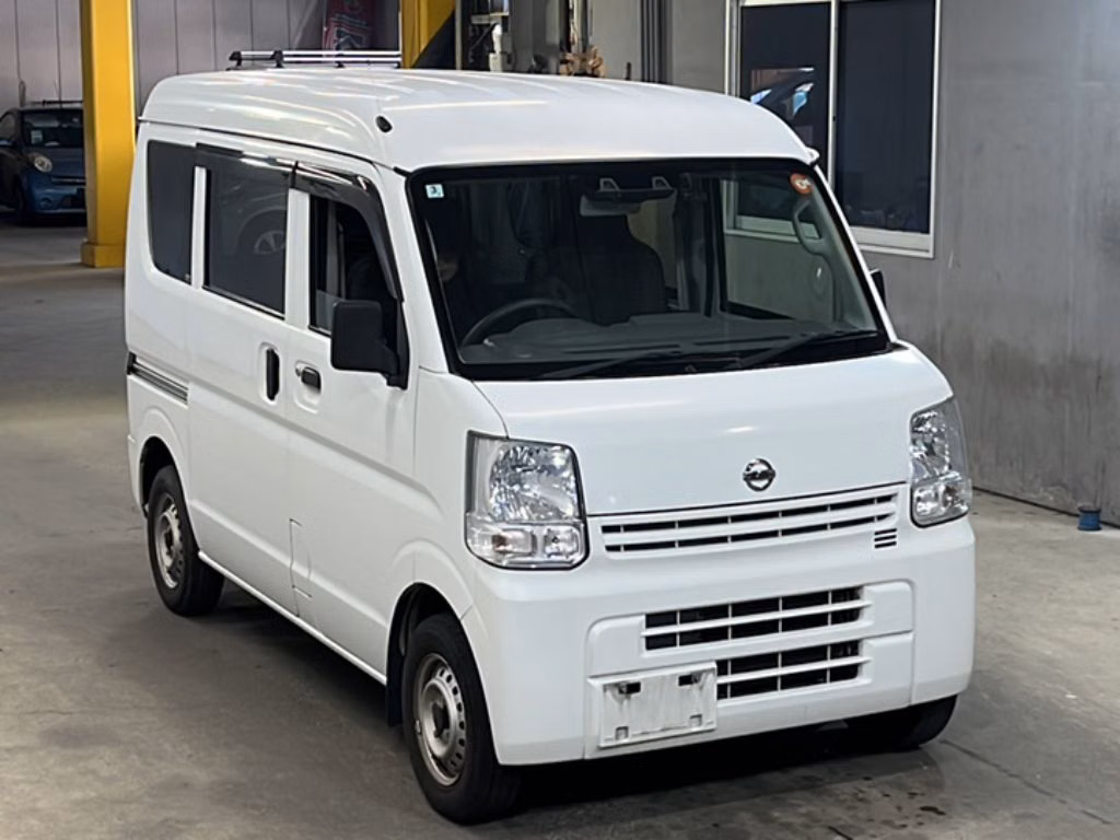 NISSAN NV100 CLIPPER