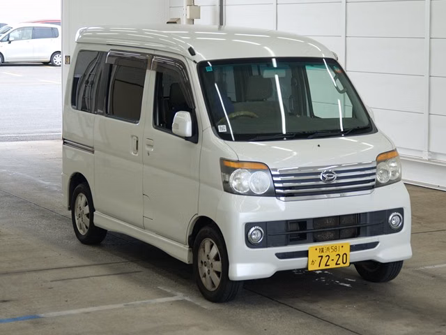 DAIHATSU ATRAI