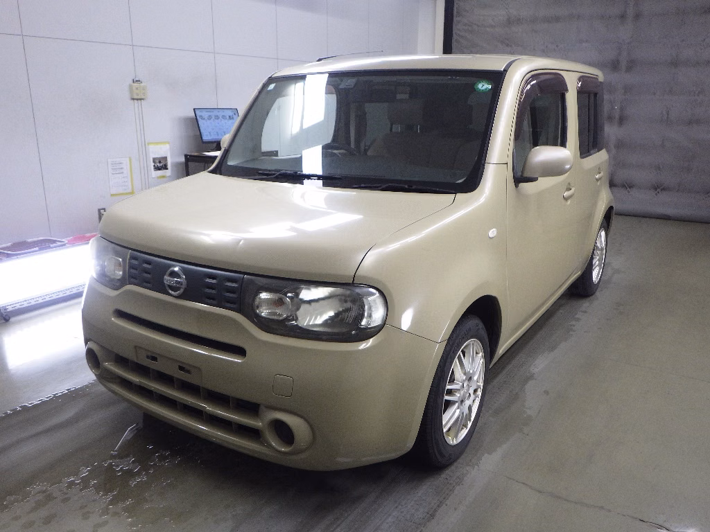 NISSAN CUBE