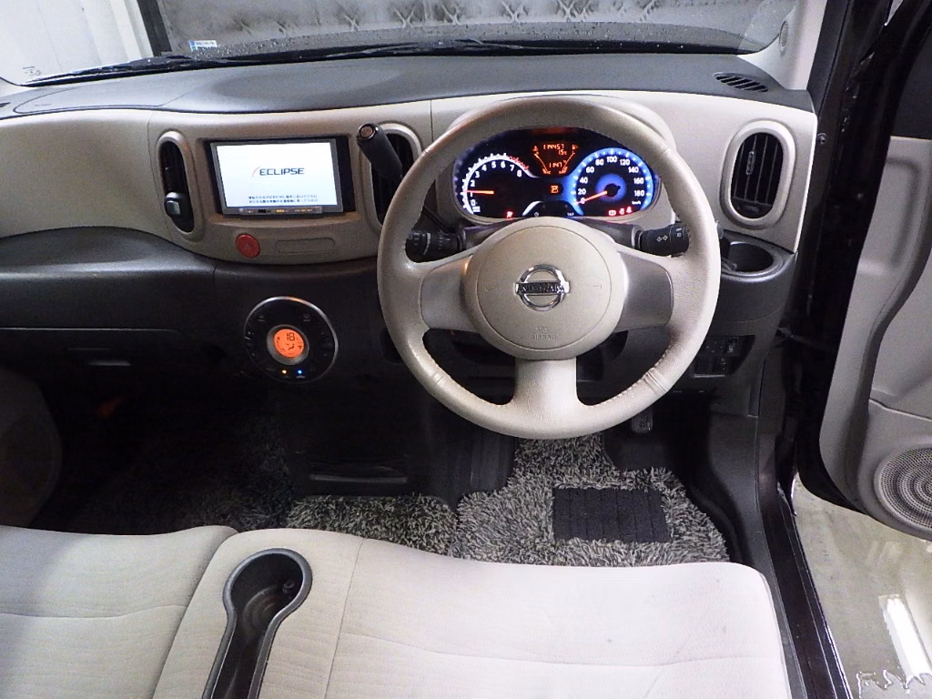 NISSAN CUBE