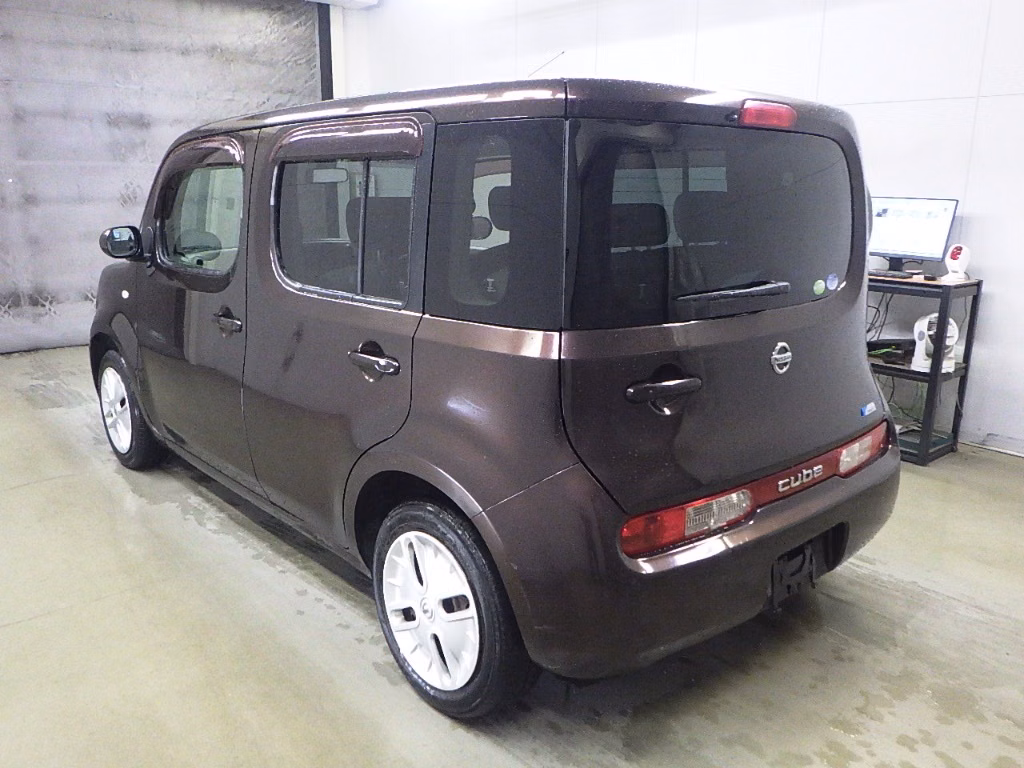 NISSAN CUBE