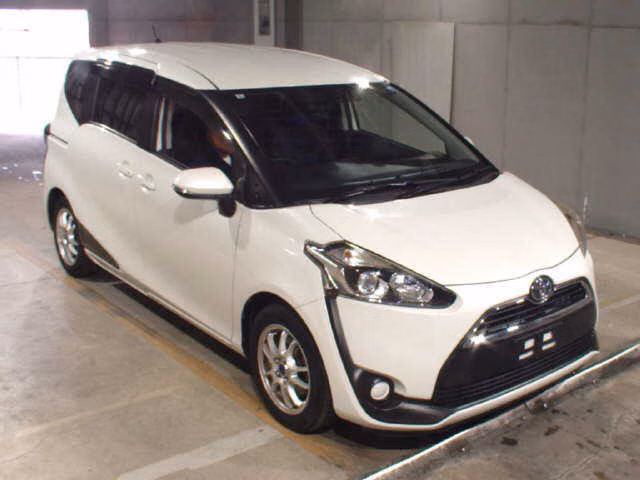 TOYOTA SIENTA