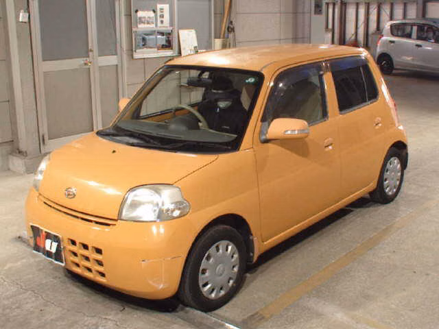 DAIHATSU ESSE