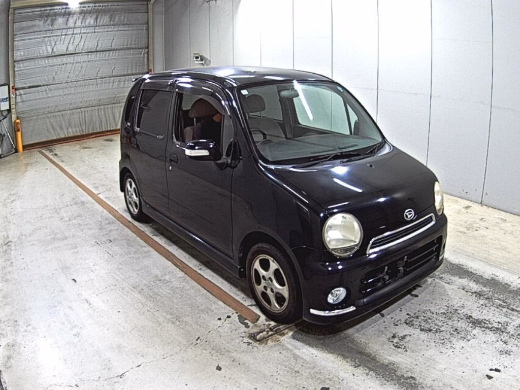DAIHATSU MOVE LATTE